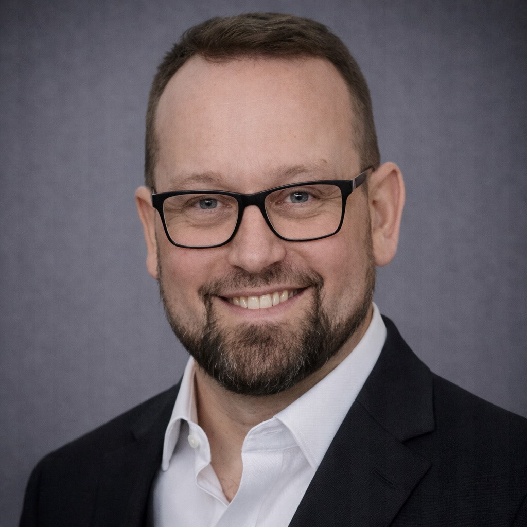 Dan Cejka Headshot