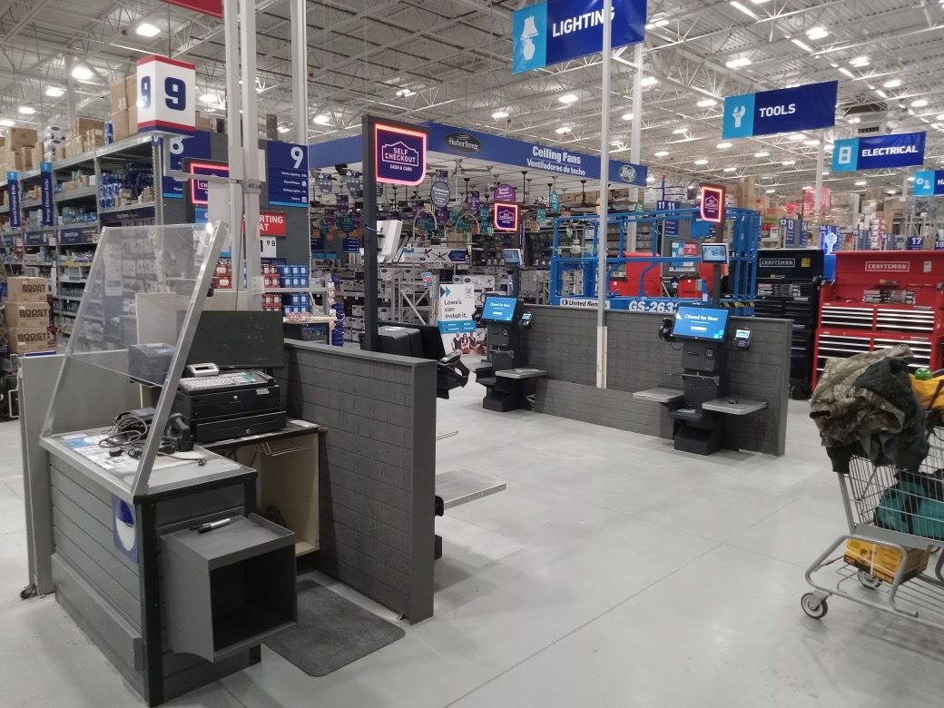 Lowes RR